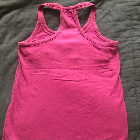 💜Gorgeous Supportive Bright Purple Workout Top 💜 - Picture 2 of 4